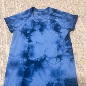 Blue tie dye swiftly tech